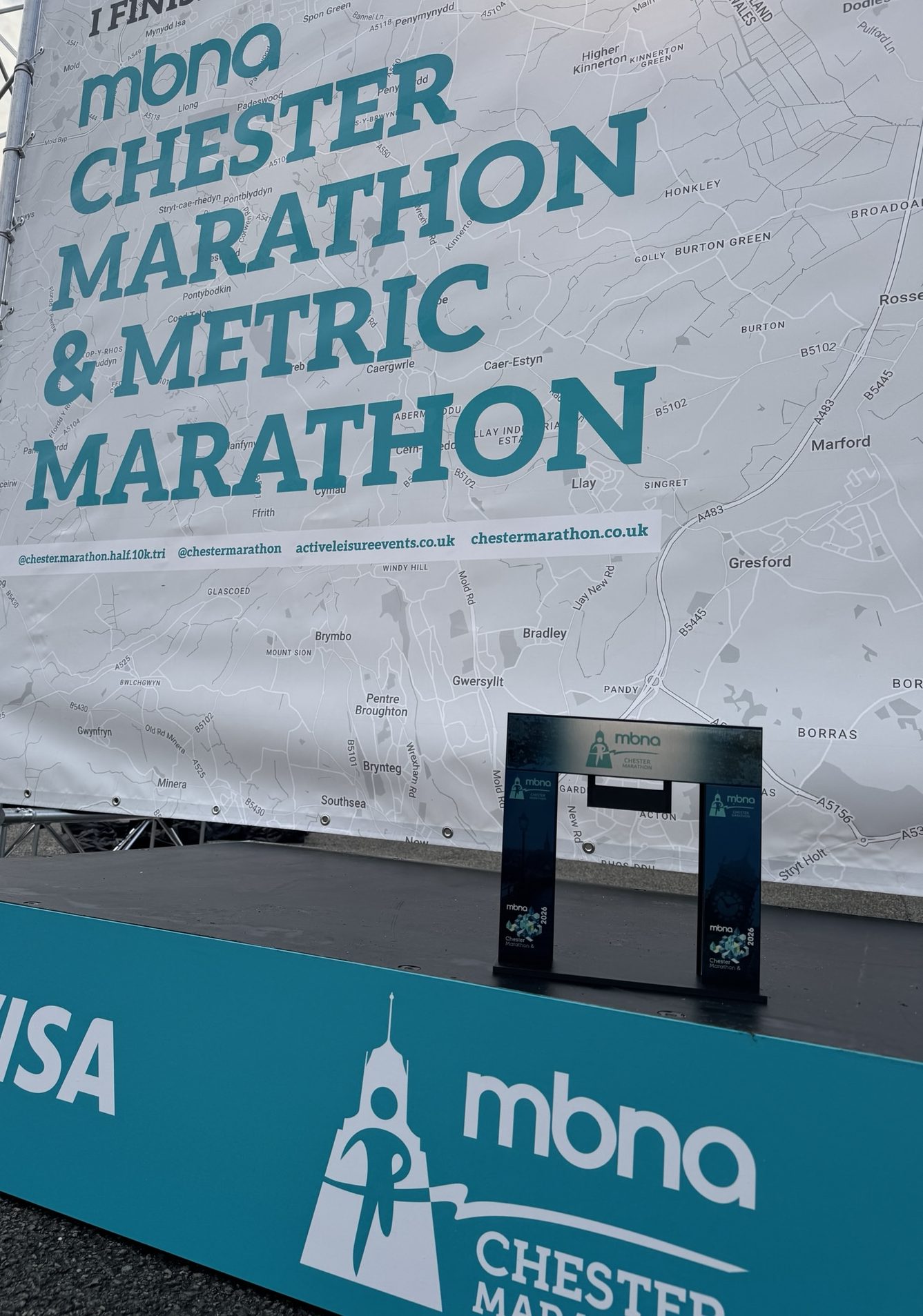 Chester Marathon Medal Display Gantry - Image 2